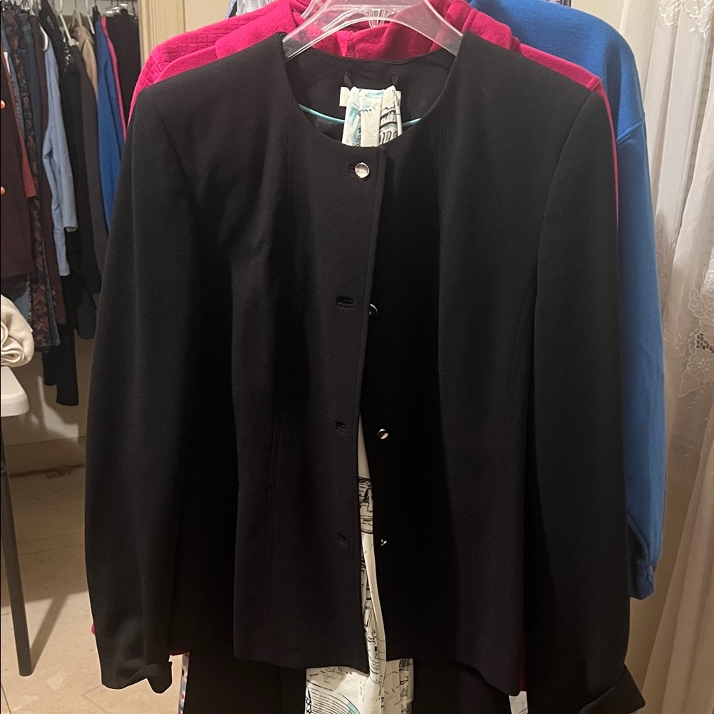 Amanda Smith Classic Black Blazer and Skirt